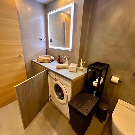 Luxury Puerto Marina Apartment *